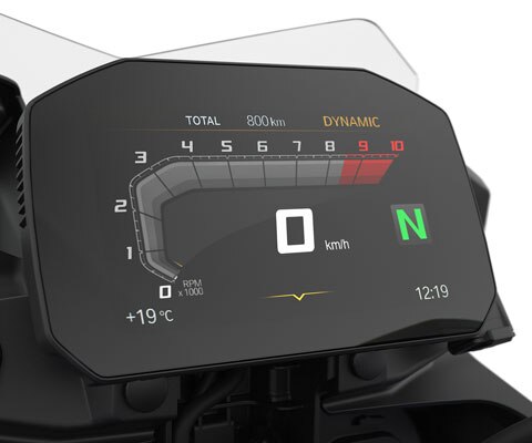 We see the 6.5“ TFT display of the F 750 GS.