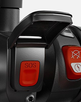We see the ECALL switch of the F 750 GS.