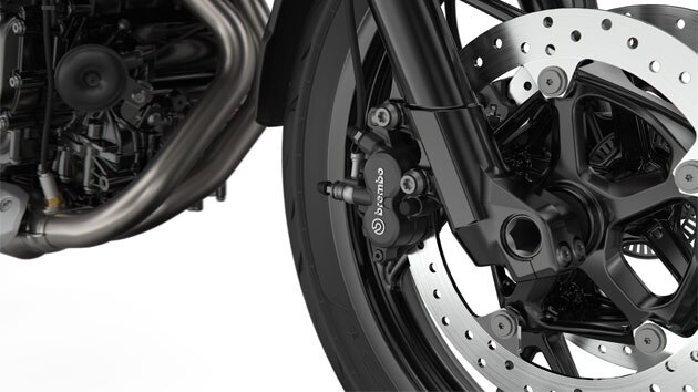 We see the brake system of the F 750 GS.