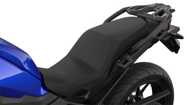 We see the seat of the F 750 GS.