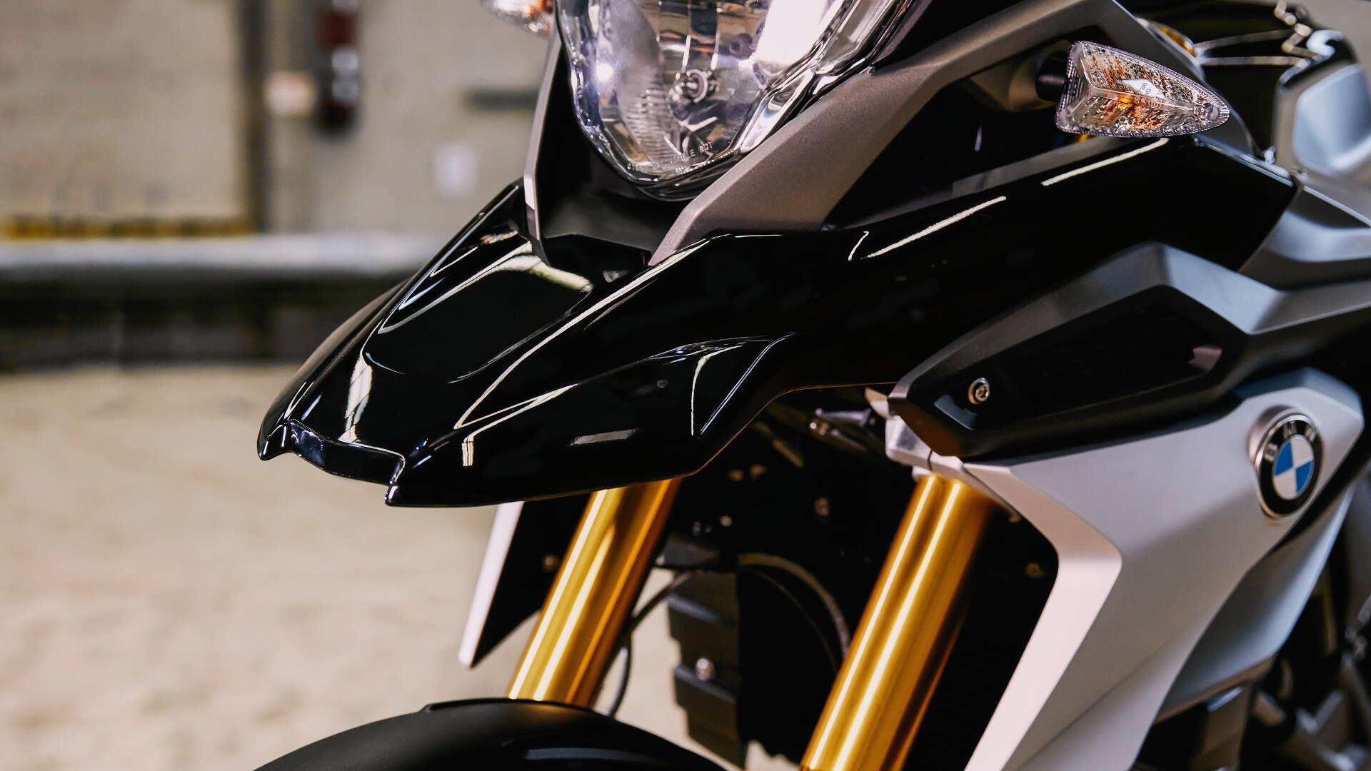 G 310 GS GS snout