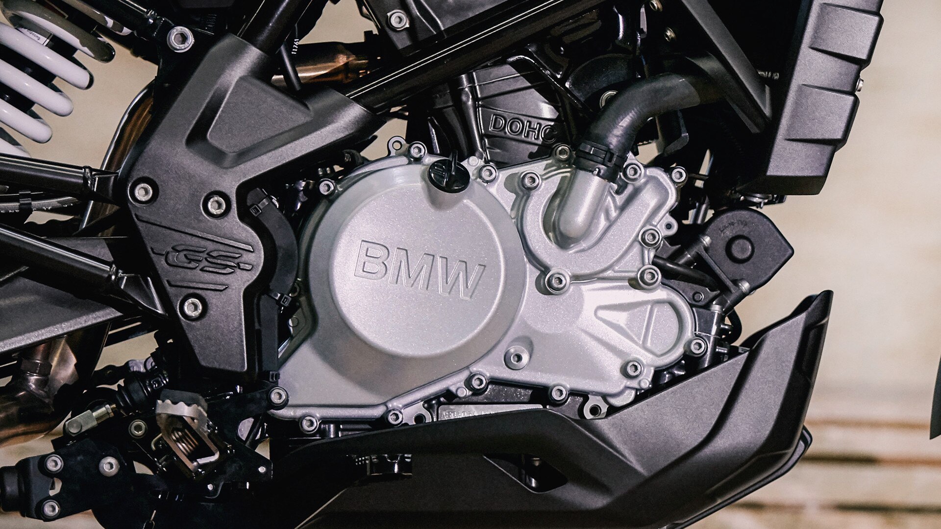 G 310 GS one-cylinder four-stroke engine