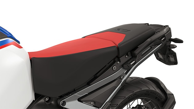 High rider's seat and sport passenger seat (Rallye seat look)