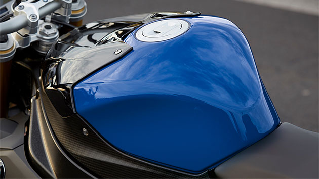 S 1000 R light aluminium tank
