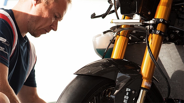 HP4 RACE Brembo Radial brake pump